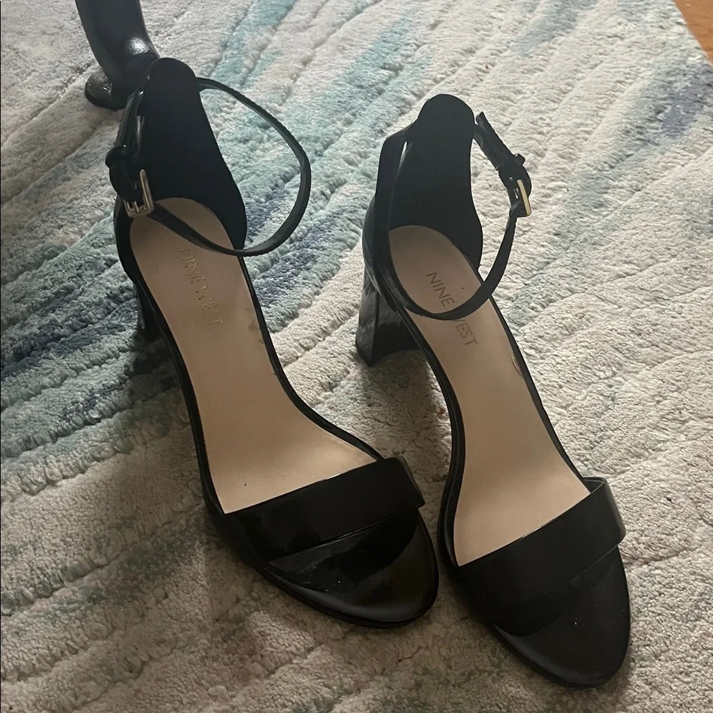 🌻 HOST PICK 🌻 ♠️ Nine West Black Pruce Ankle Strap Black Heel Sandals ♠️ - Picture 5 of 10